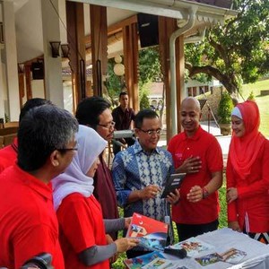 Blusukan ke Banyuwangi Lewat Genggaman