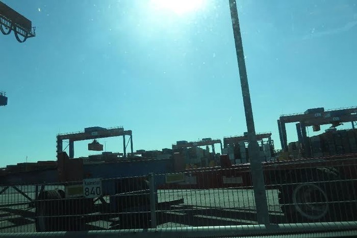 Canggih, di Pelabuhan Hamburg Ada Truk Mondar-mandir Tanpa Sopir