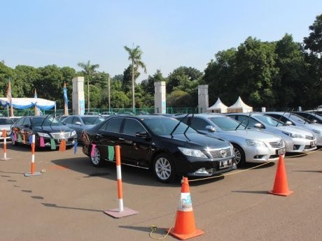 Pasar Otomotif Lesu, Penjualan Mobil Bekas Masih Moncer