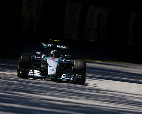 Hamilton Jeblok, Giliran Rosberg Tercepat