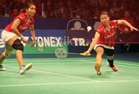 Tang/Tian makin jauh di kedudukan 18-6. Kemenangan akhirnya jadi milik pasangan China setelah pengembalian Nitya menyangkut di net