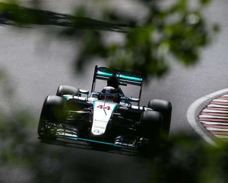 Pole ke-44 yang Spesial untuk Hamilton