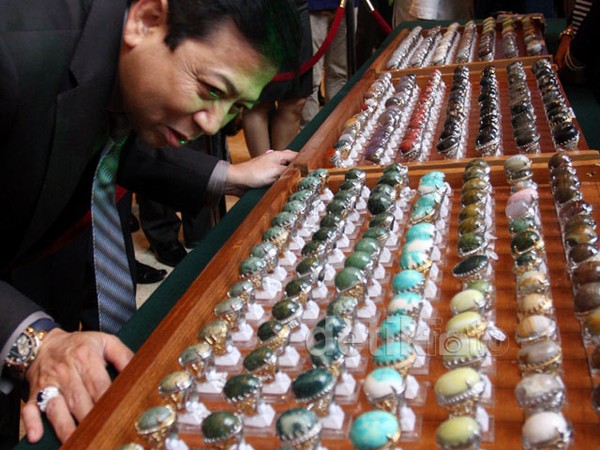 Pameran Batu Akik di DPR