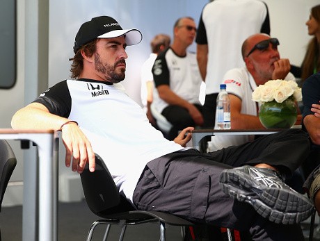 Soal Celetukan Membalap seperti Amatir dari Alonso di Radio Tim