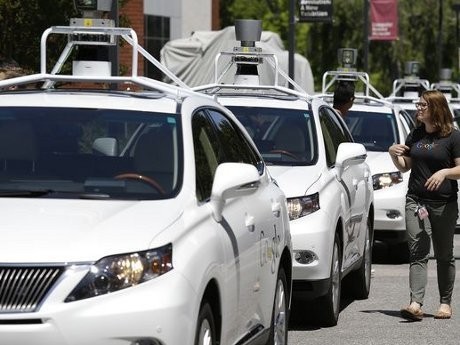 Belasan Kali Alami Kecelakaan, Google Bersikukuh Mobil Tanpa Sopir Aman