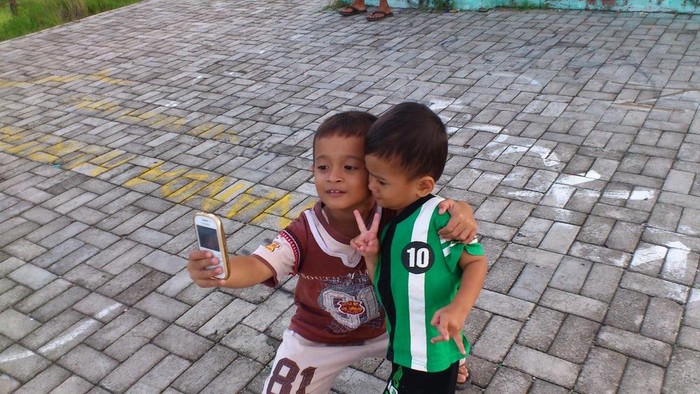 Komedi Anak Joget Humoris