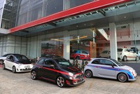 Para peserta diajak untuk mengenal lebih jauh tentang mobil - mobil Abarth mulai dari Abarth 500, Abarth 595 Turismo, Abarth Competizione sampai Abarth 595 Turismo Cabriolet melalui test drive. Pool/dok Abarth Indonesia.