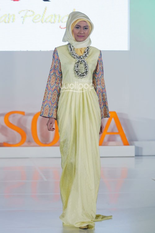 Dian Pelangi Pesona Ramadhan Fashion Delight at Senayan City. Jakarta. [Foto: Mohammad Abduh/Wolipop]