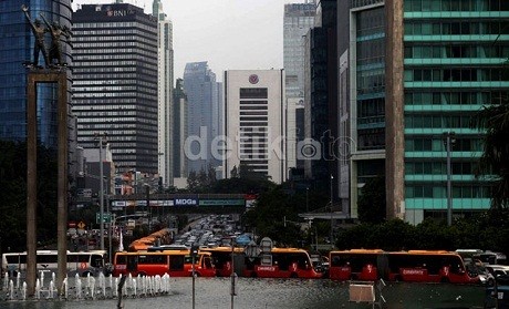 Jalanan Jakarta Makin Macet, PT TransJ Ingin Busway Tetap Steril