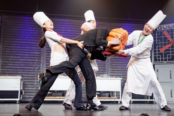 Akrobat Gila Para Koki Korea di Bangkok