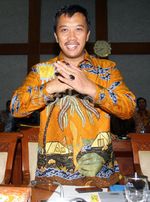 Menpora Jelaskan Kisruh di PSSI ke DPR