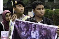 Polisi menjaga aksi ini. Suhar Bimar/detikFoto.