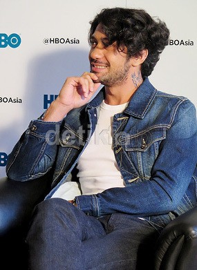 Perankan The Demits di Halfworlds, Reza Rahadian Tampil Bertato