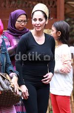 Hot Man! Meriam Bellina Tetap Seksi di Usia 50 Tahun