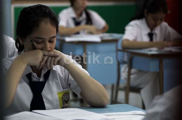 Ini 10 SMP Paling Jujur Saat UN 2015 Ini 10 SMP Paling Jujur Saat UN 2015