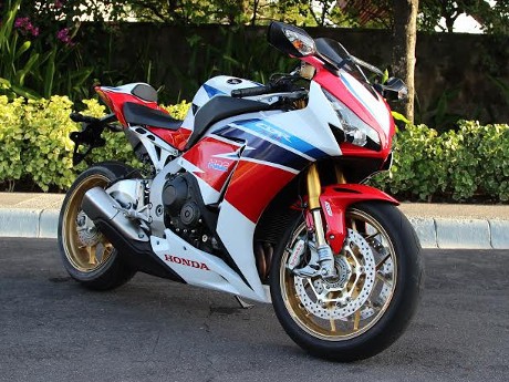 Ini Keunggulan yang Dimiliki Honda CBR1000RR SP
