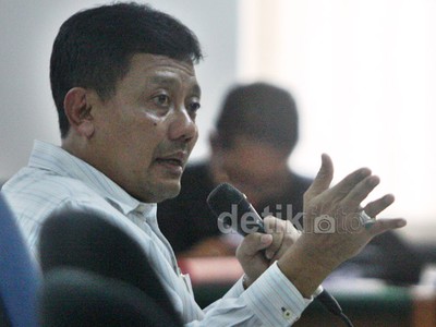 Kabiro ESDM Bersaksi untuk Waryono Karno