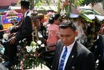 Resepsi Awal Selesai, Gibran-Selvi Naik Kereta Kuda