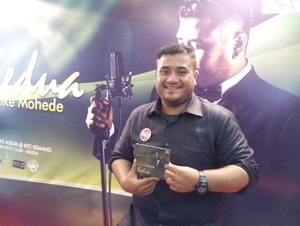 Mike Mohede Eksis Lagi Lewat Album Baru Setelah 10 Tahun