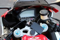 Motor berkarakter super sport atau racing dengan berbagai fitur dan teknologi pintar dan inovatif dipasarkan di Indonesia dengan varian warna HRC Tricolor dengan dengan harga Rp 575.000.000.