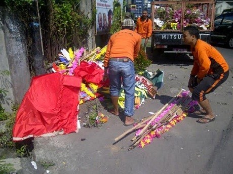 Hajatan Gibran-Selvi Selesai, Petugas Sibuk Bersih-bersih