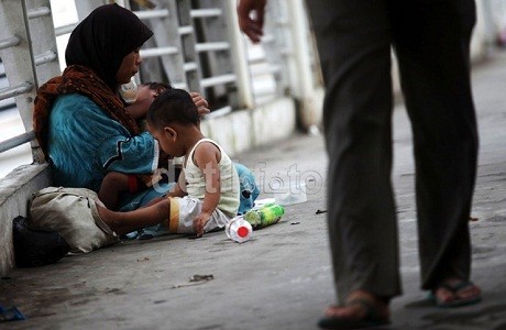 Pengemis Marak di Ramadan, Ahok: Sedekah Lewat Badan Zakat