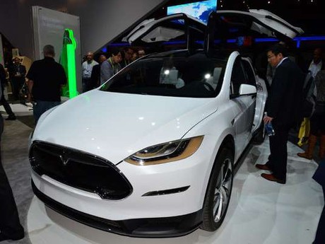 Bos Tesla Pastikan SUV Model X Dikirim ke Pembeli 3-4 Bulan Lagi