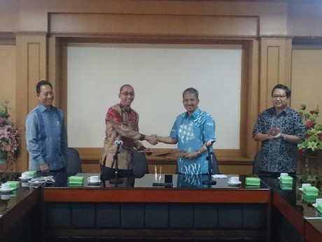 Motor Listrik Buatan ITS Garansindo Pakai Standar Global