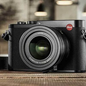 Perkawinan Apik Modern-Klasik di Leica Q