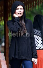 Cut Meyriska, si Manis yang Menyenangkan