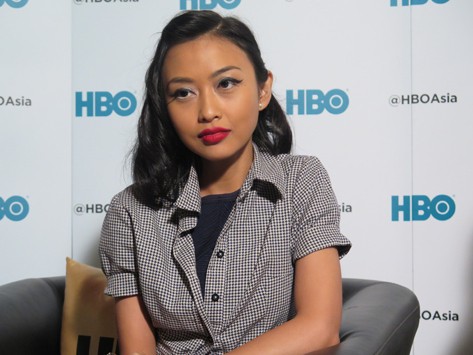 Aimee Saras Senang Bisa Berdandan Hipster di Halfworlds