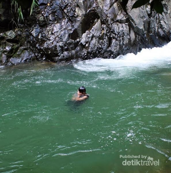 Curug Handeuleum Destinasi Wisata Baru Di Dekat Jakarta