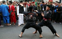 Para pesilat unjuk kebolehan.