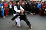 Pesilat Unjuk Kebolehan di Bundaran HI