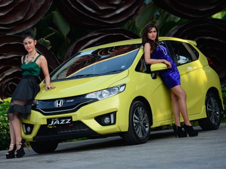 Keiritan BBM Honda Jazz Bersaing Ketat dengan Suzuki Celerio