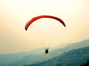 8 Lokasi Paralayang Paling Oke di Pulau Jawa (1)