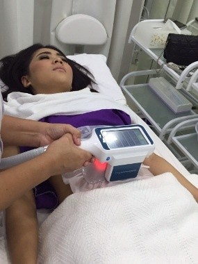 Jalani Perawatan Kencangkan Perut, Indah Dewi Pertiwi Puas