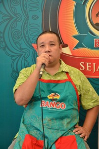 Jeffry Sie adalah pemilik dari gerai Gudeg Yu Nap yang gudegnya terkenal lezat hingga mengharumkan nama bangsa di World Street Food Congress 2015 karena gerainya dipenuhi antrian yang mengular.