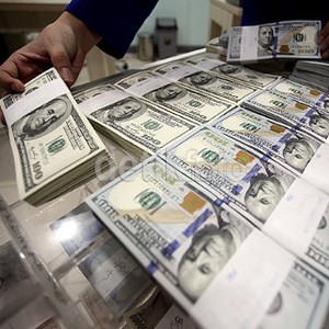 Dolar Bertahan di Rp 13.300, Sofyan Djalil: Ada yang Lebih Parah