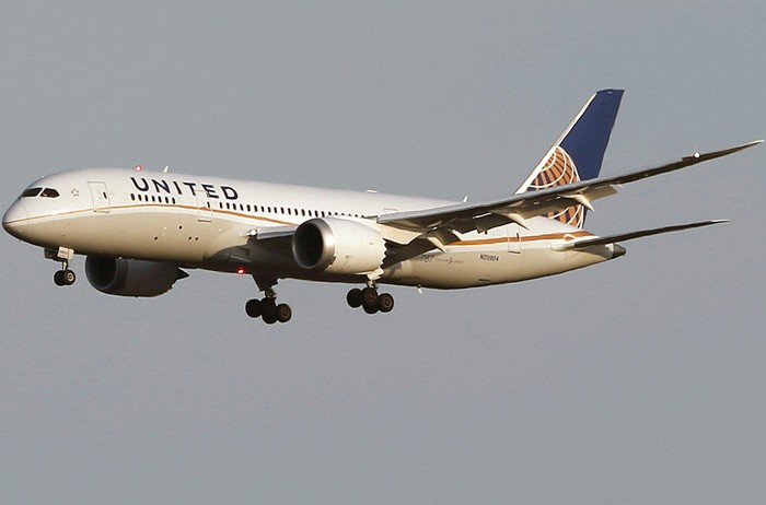 Ketika Pesawat Amerika Mendarat Darurat di Neraka