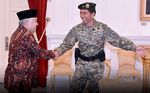 Terima Din Syamsuddin, Jokowi Pakai Baju Militer