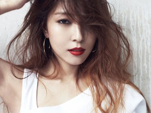 Warna-warni 15 Tahun Perjalanan Karier Kwon BoA
