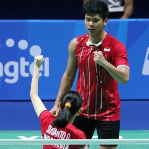 Menangi Duel Sengit Tiga Gim, Praveen/Debby Rebut Emas Ganda Campuran