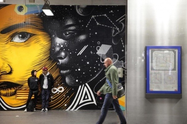 Stasiun di Prancis Dipenuhi Mural Keren Karya Seniman Muda