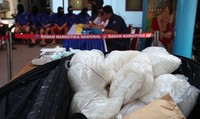 Badan Narkotika Nasional kembali melakukan pemusnahan Narkotika Jenis Sabu dan Pil Ekstasi, Jakarta, Rabu (17/06/2015).