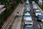 Jelang Tarawih Pertama, Kuningan Macet