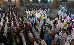 Salat Tarawih Perdana di Masjid Istiqlal