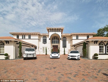 Ini Rumah Mewah dan Studio Rekaman Musisi Jason Derulo Rp 39 Miliar Ini Rumah Mewah dan Studio Rekaman Musisi Jason Derulo Rp 39 Miliar