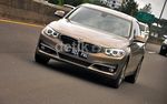 Sedan Maskulin BMW 320i Gran Turismo