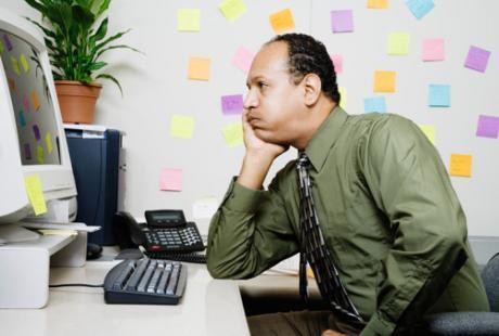 Seharian Bekerja dan Tetap Tahan dari Dehidrasi, Begini Triknya